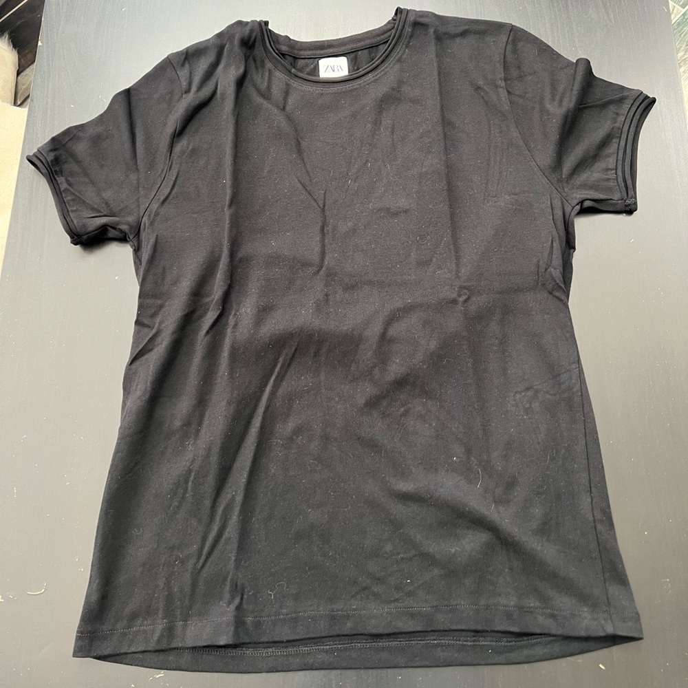 all black Zara mens short sleeve t shirt